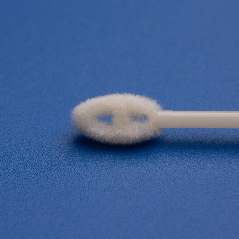 Beflockte Abstrichtupfer für Antigen-Schnelltests in Deutschland